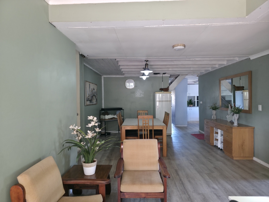 4 Bedroom Property for Sale in Aston Bay Eastern Cape